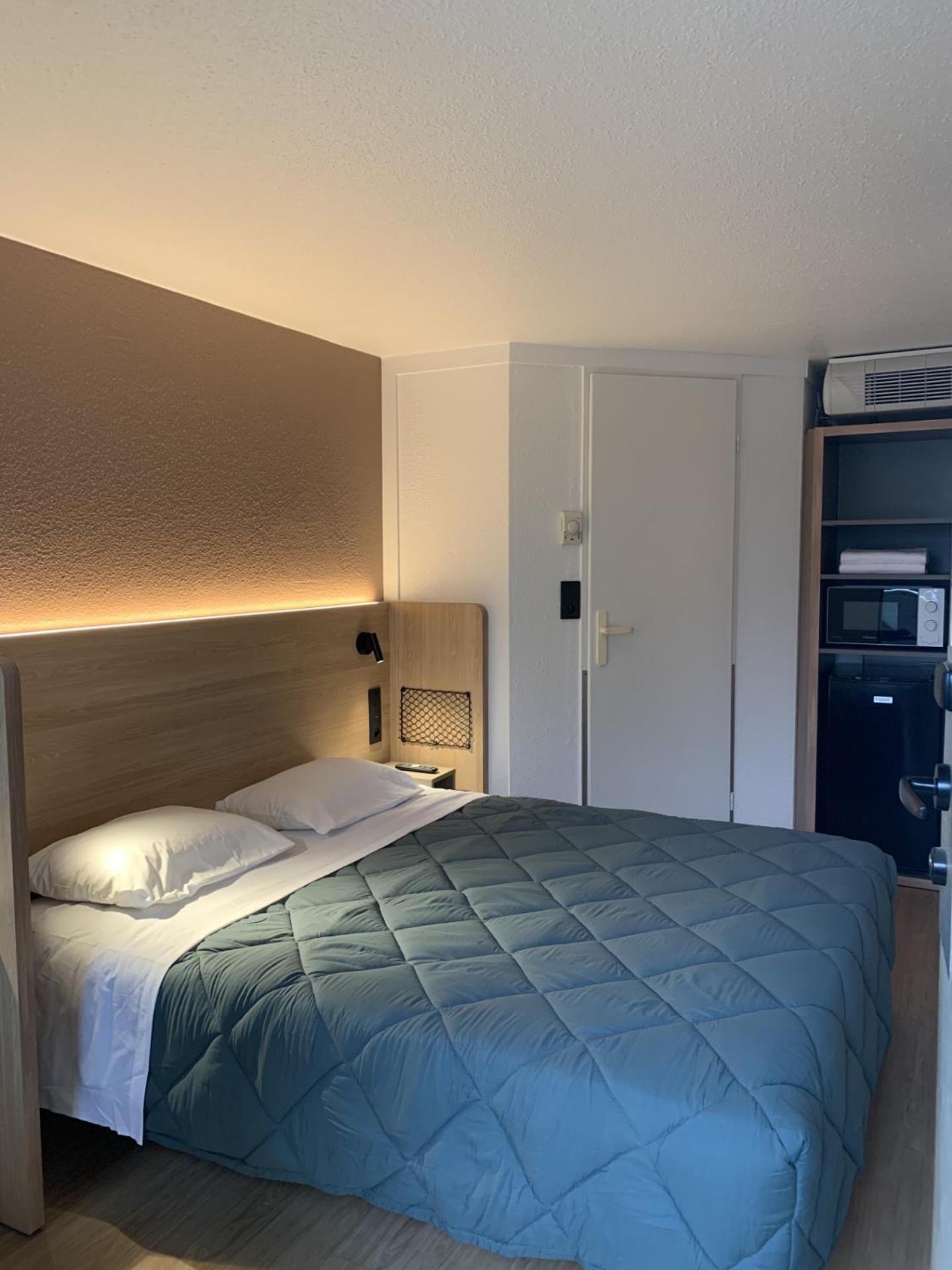 พรีเมียร์ คลาส คอมพีเน่ โชน Hotel Jaux ภายนอก รูปภาพ